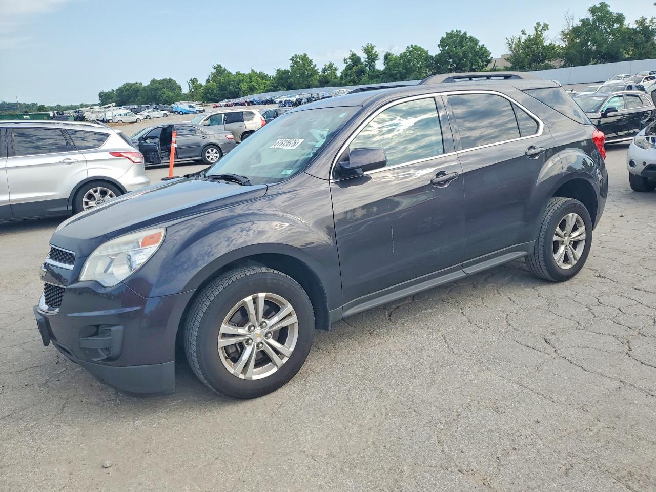 2015 Chevrolet Equinox LT, VIN 1GNALBEK6FZ142723 — Front end