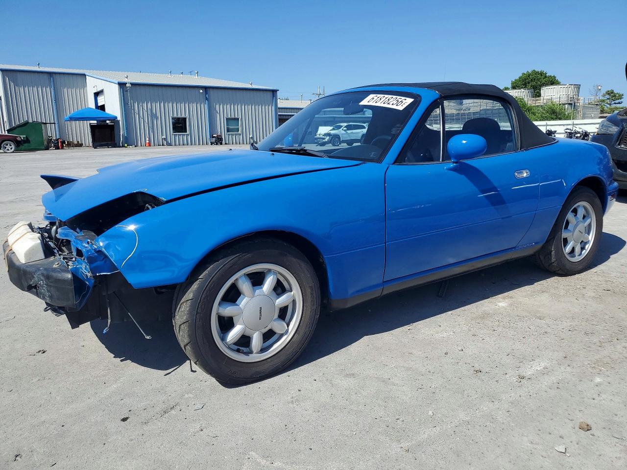 1990 Mazda MX-5 Miata, VIN JM1NA3519L0123273 — Перед