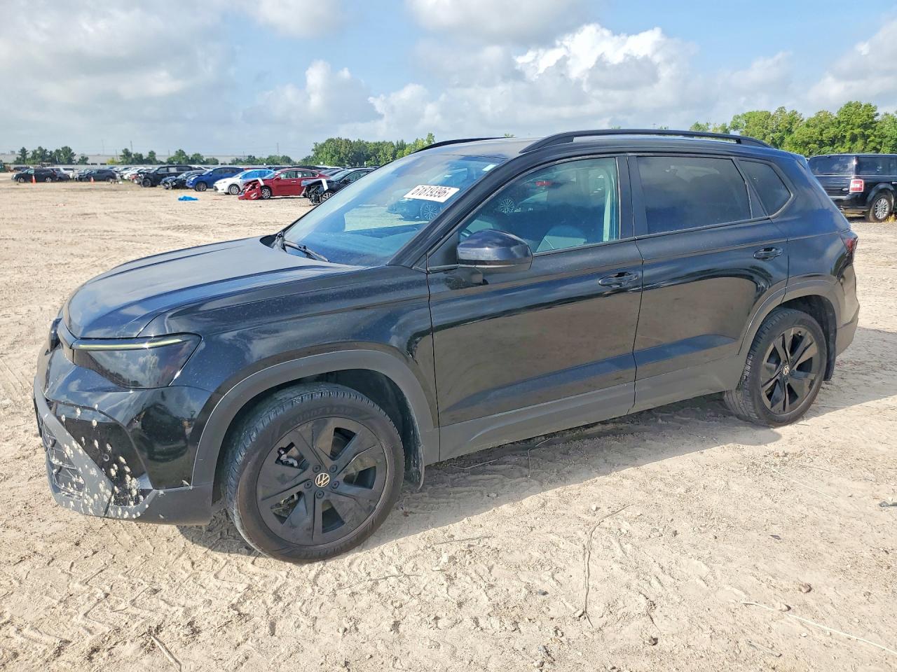 2025 Volkswagen Taos SE Black, VIN 3VV3C7B25SM007815 — Normal wear