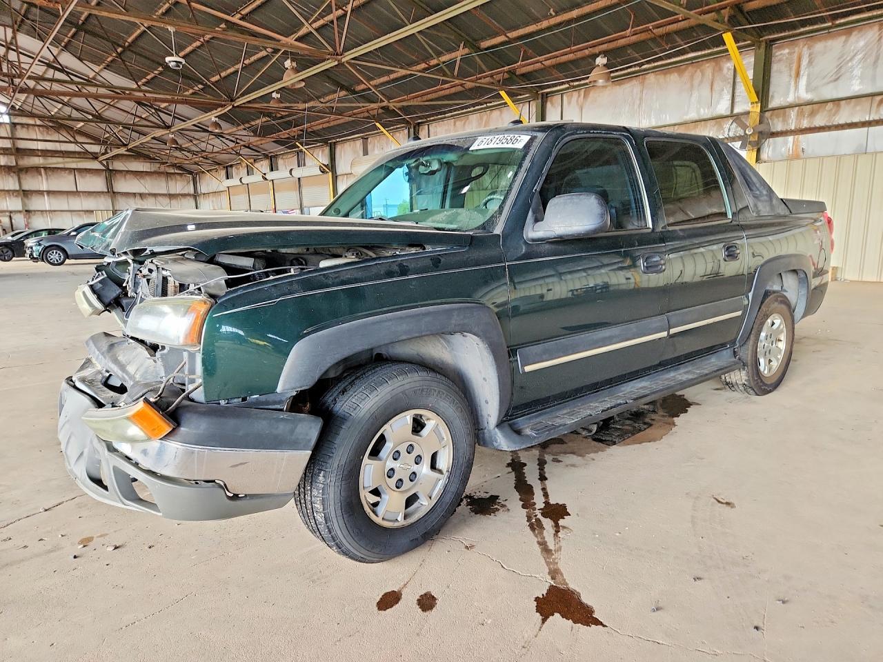 2004 Chevrolet Avalanche Z71, VIN 3GNEK12T54G171915 — Front end