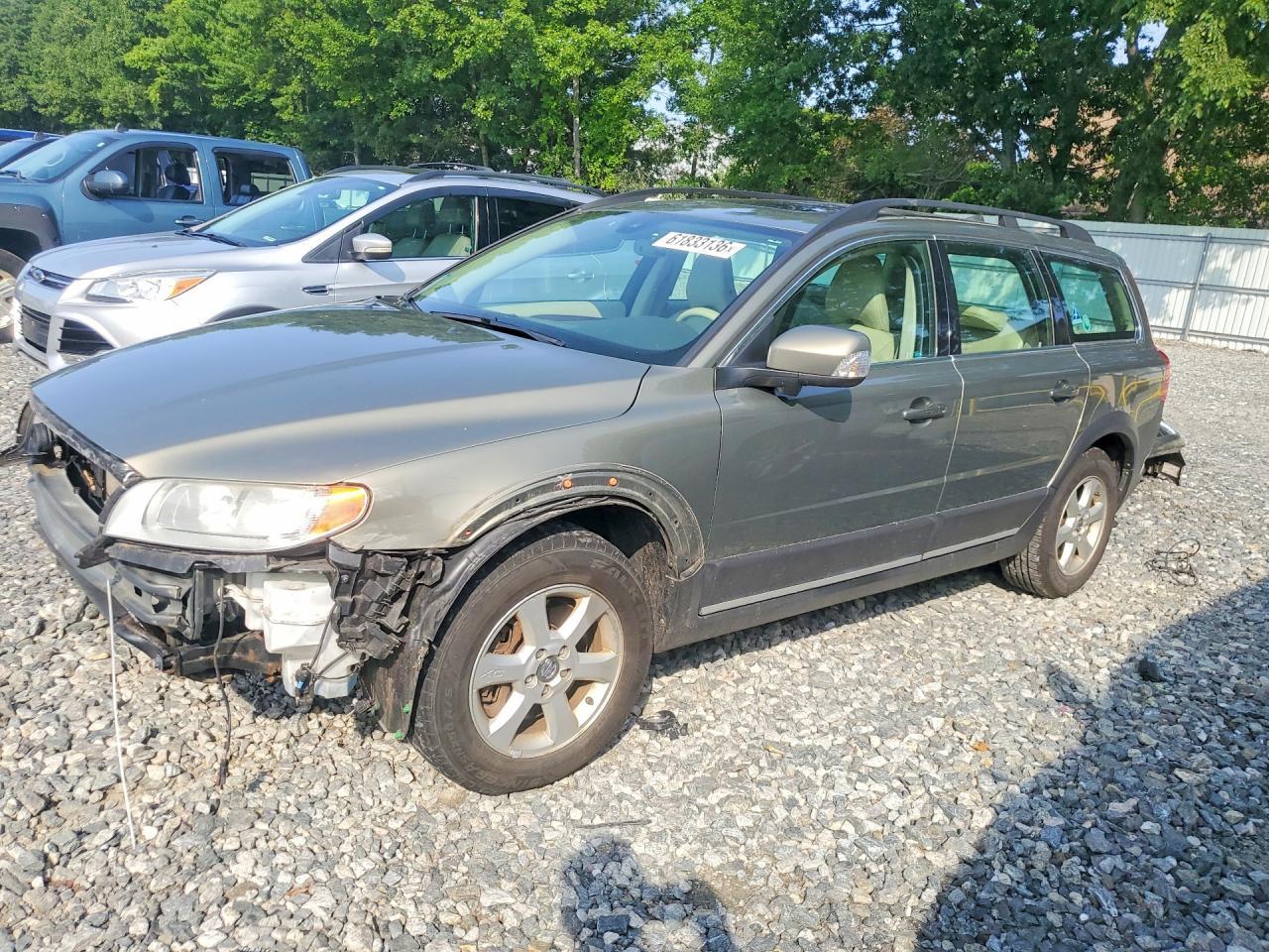 2011 Volvo XC70 3.2L, VIN YV4940BZ7B1102221 — Перед
