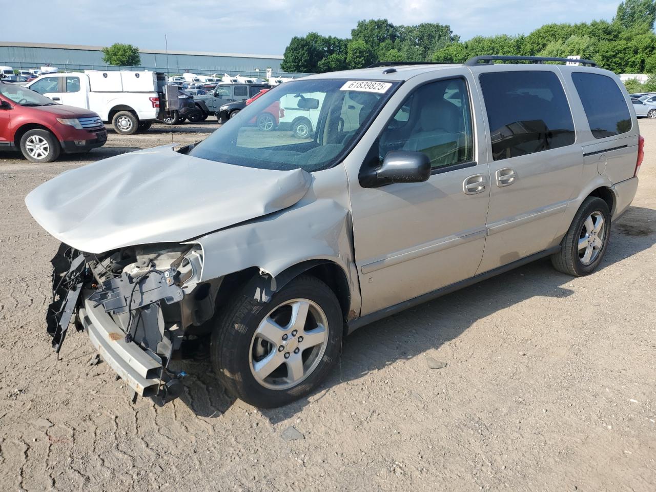 2007 Chevrolet Uplander 1LT, VIN 1GNDV33137D128722 — Front end