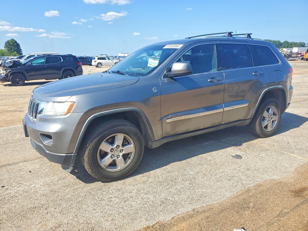 2012 Jeep Grand Cherokee Laredo, VIN 1C4RJFAG1CC220950 — Frame damage