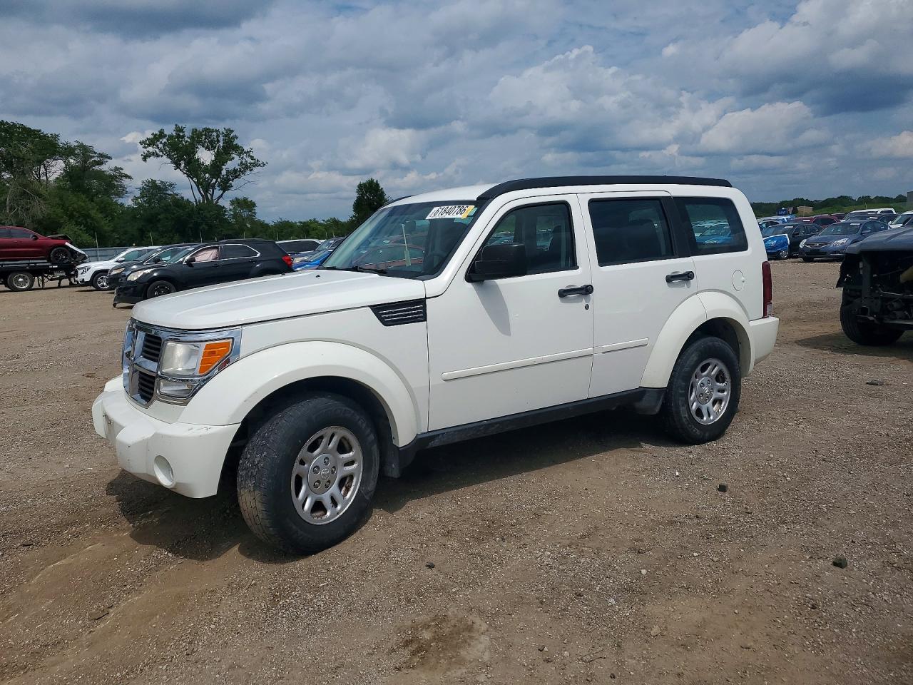 2010 Dodge Nitro SE, VIN 1D4PT2GK1AW105267 — Front end
