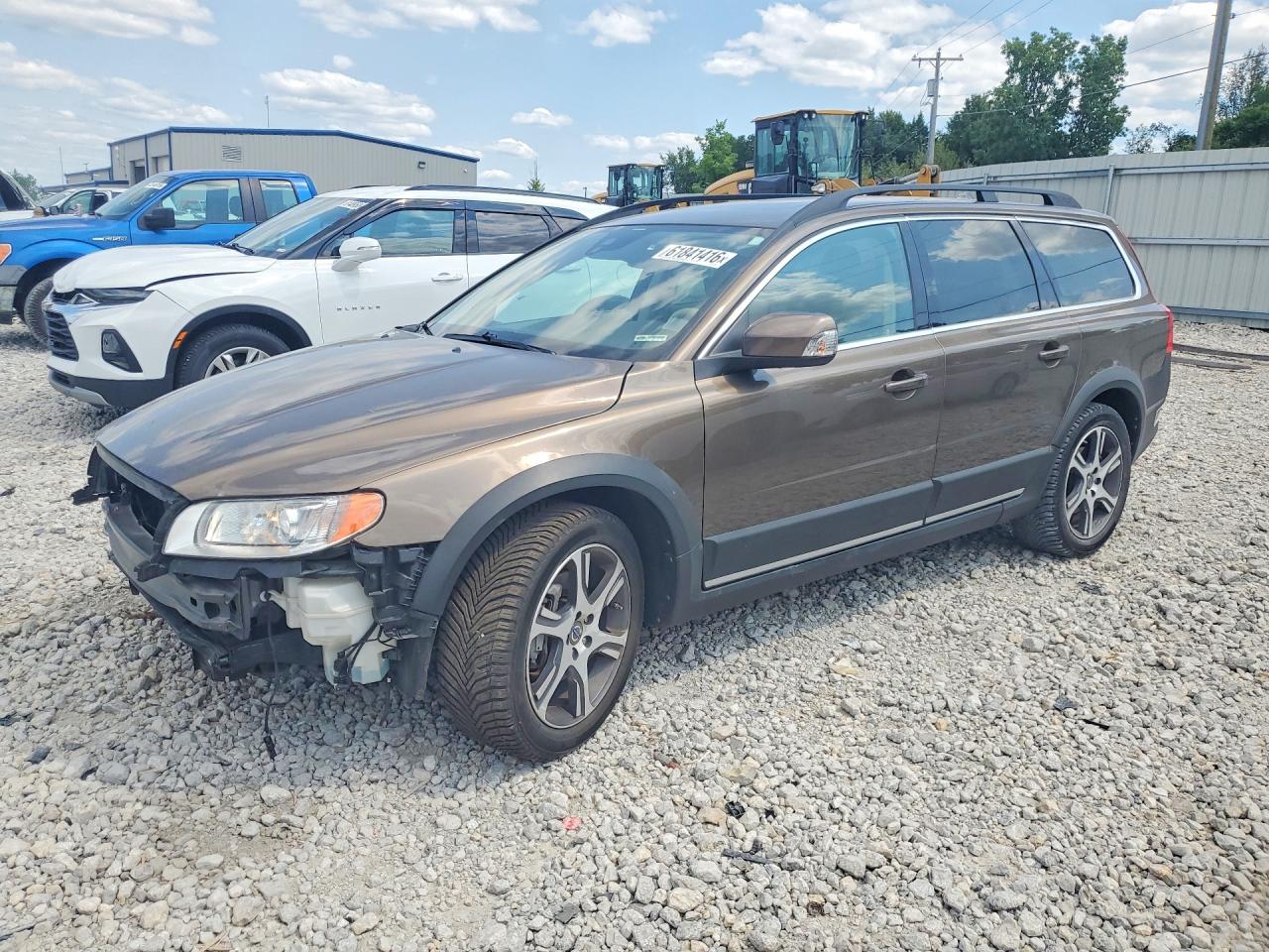 2013 Volvo XC70 T6, VIN YV4902BZ1D1151148 — Front end
