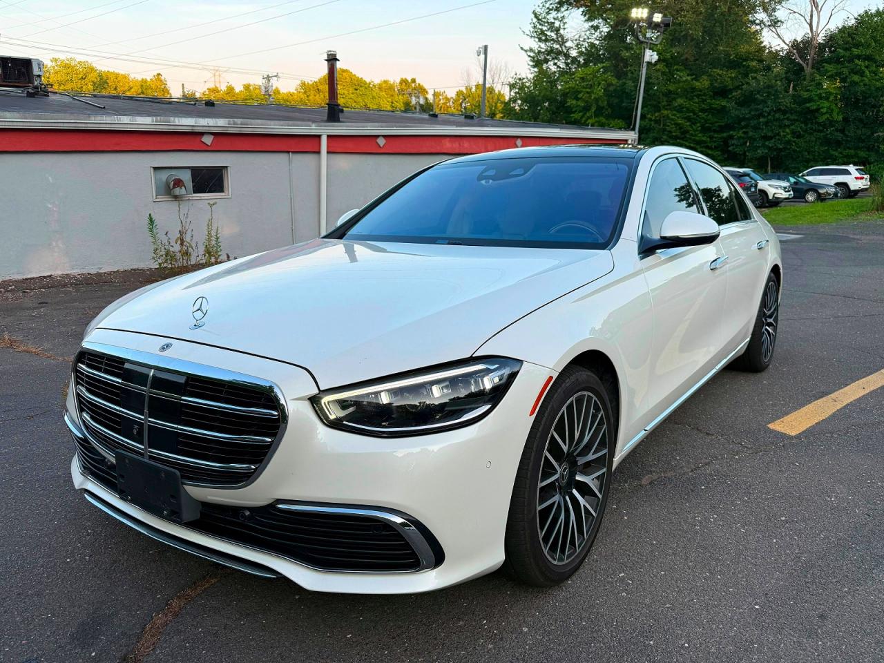 2021 Mercedes-Benz S 580, VIN W1K6G7GB6MA045696 — Minor dents and scratches