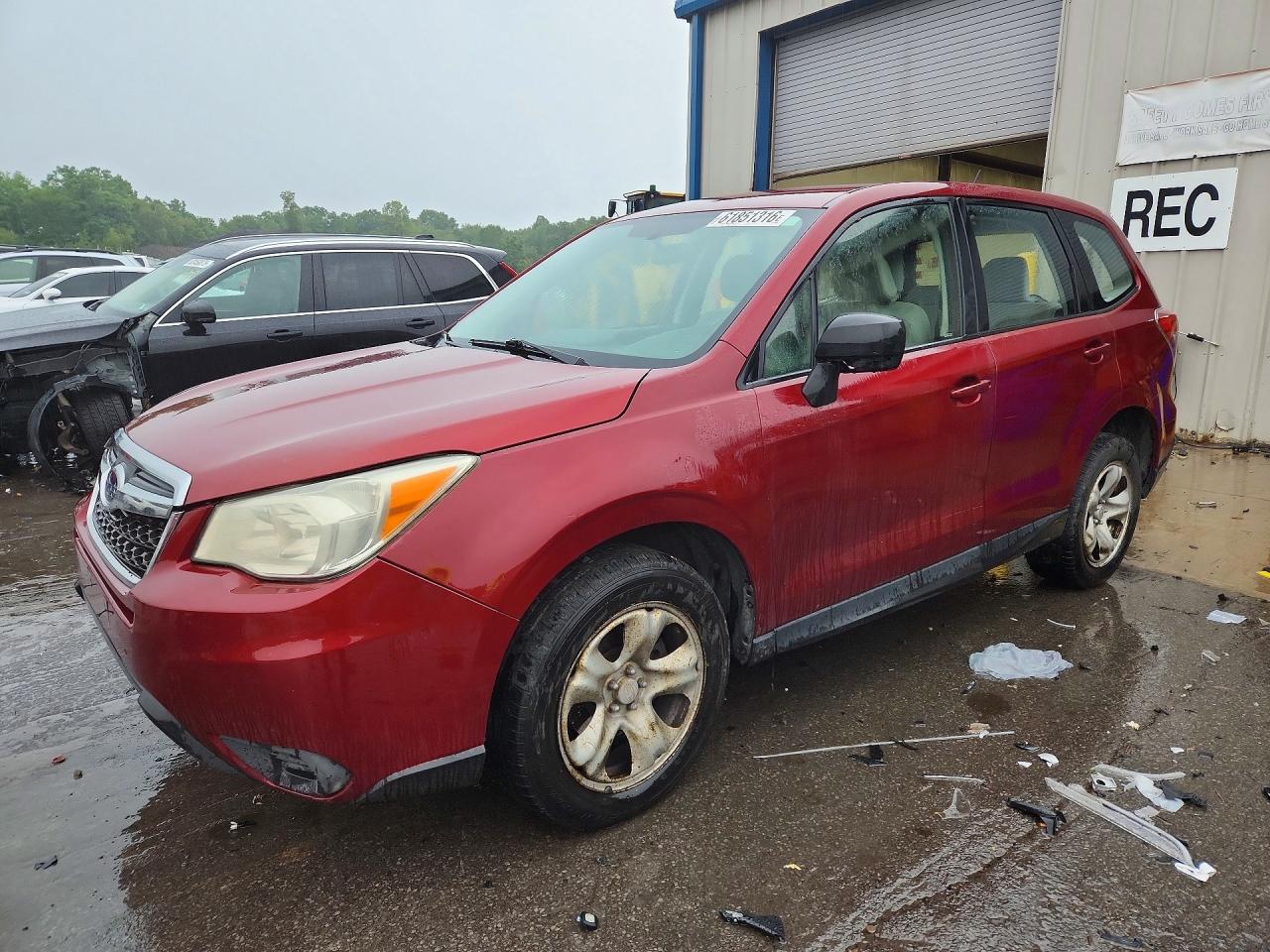 2014 Subaru Forester 2.5i, VIN JF2SJAAC0EH507575 — Rear end