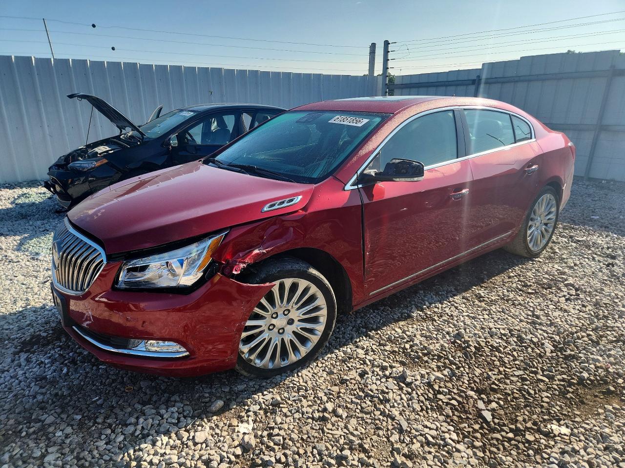 2014 Buick LaCrosse Premium II, VIN 1G4GF5G33EF126198 — Перед