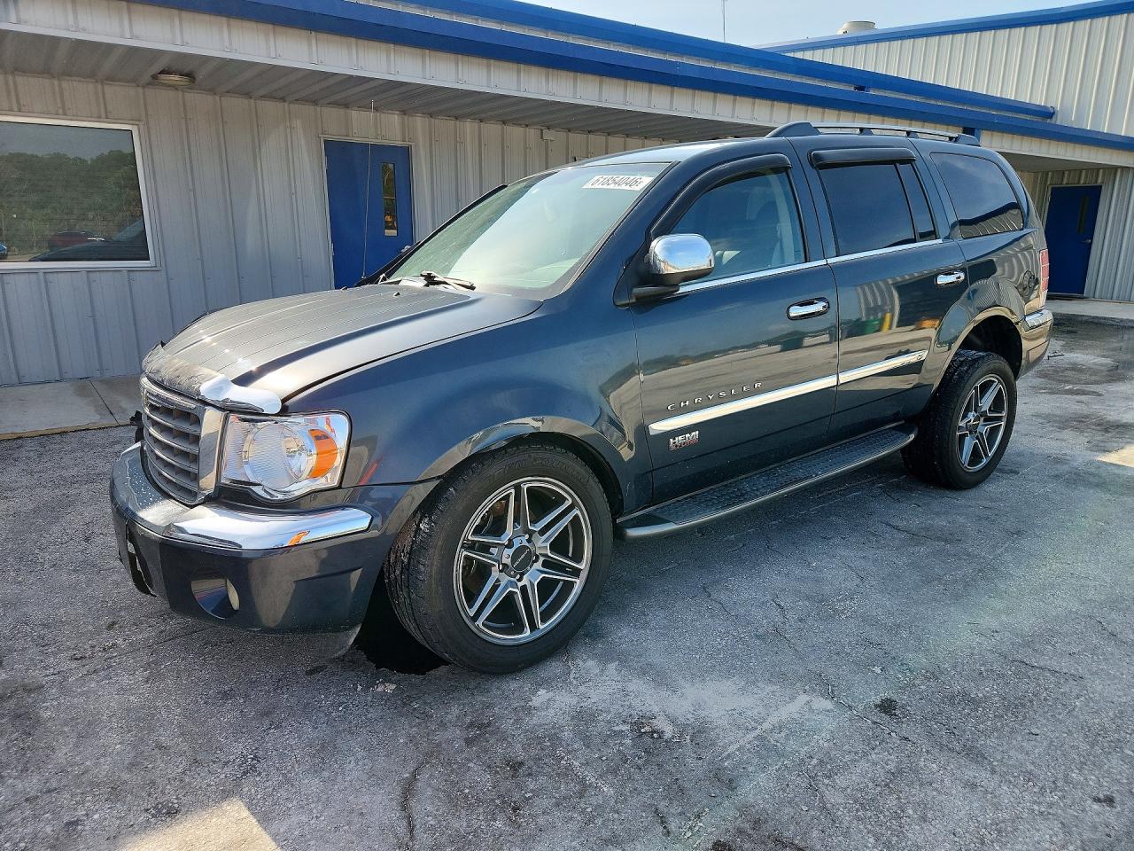 2007 Chrysler Aspen Limited, VIN 1A8HW58287F500945 — Front end