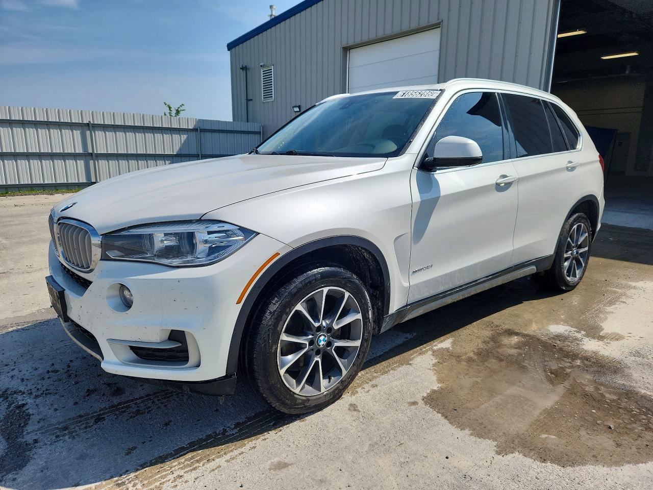 2018 BMW X5 xDrive35i, VIN 5UXKR0C55JL072865 — Minor dents and scratches