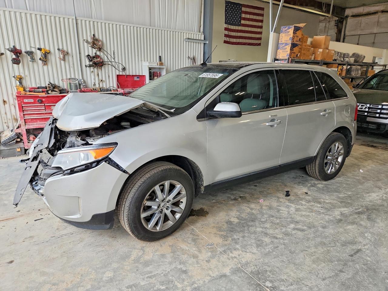 2011 Ford Edge Limited, VIN 2FMDK4KC5BBA92374 — Front end