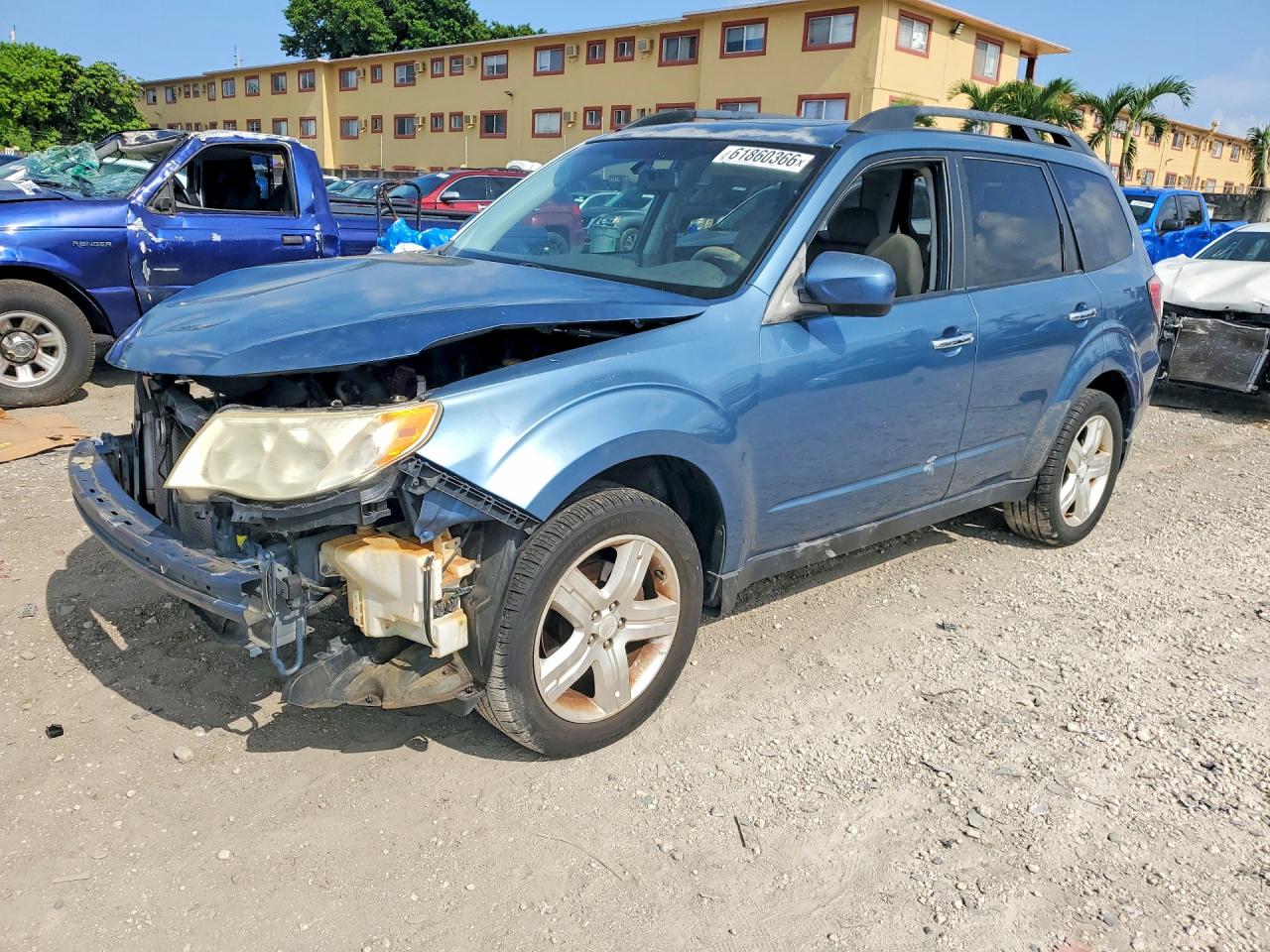 2009 Subaru Forester X, VIN JF2SH63699H750016 — Front end