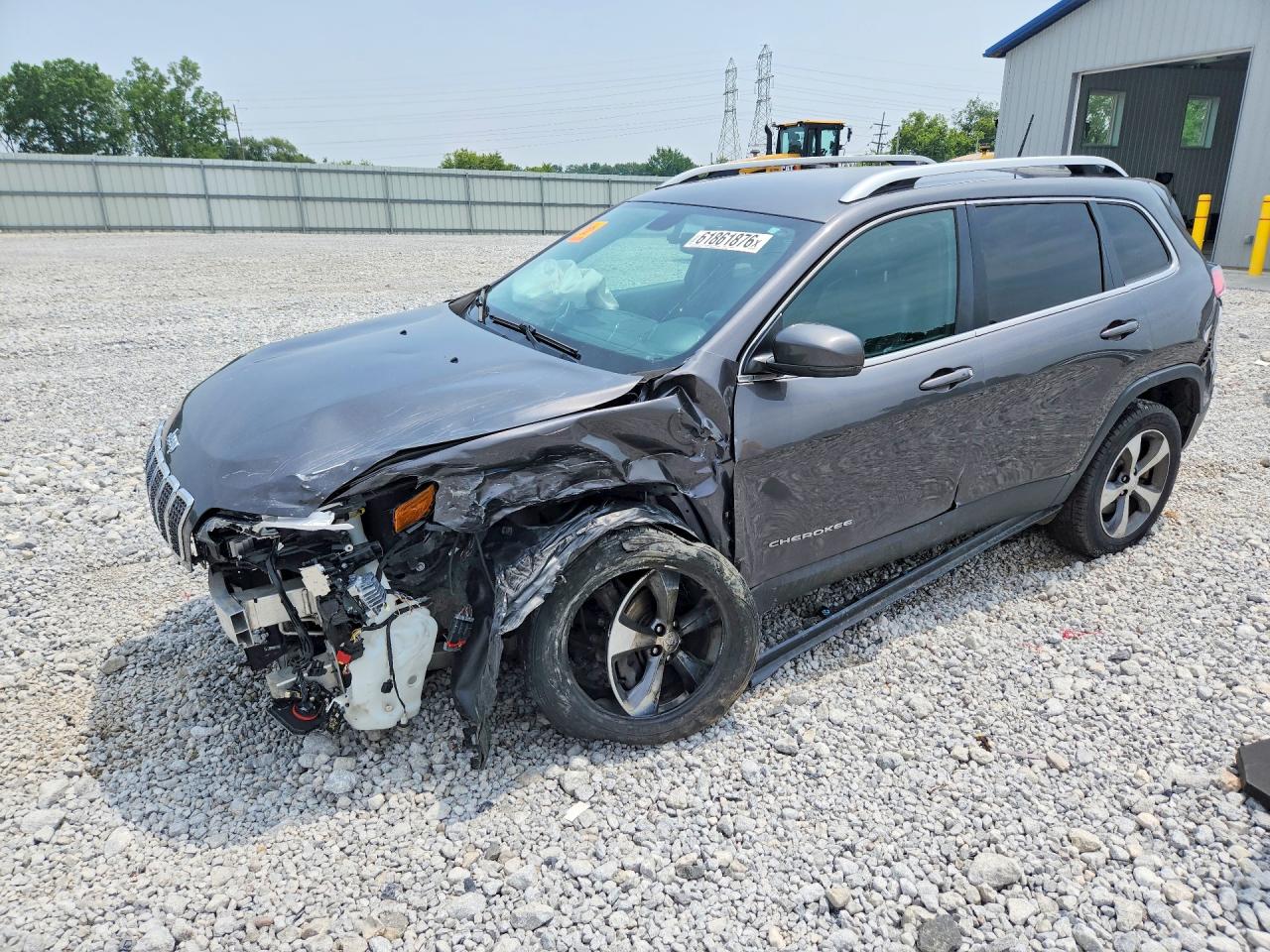 2019 Jeep Cherokee Limited, VIN 1C4PJMDX3KD313940 — Front end