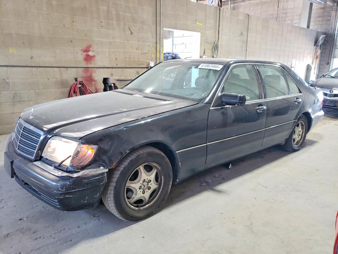 1997 Mercedes-Benz S 320/430/500, VIN WDBGA43G4VA372467 — Front end