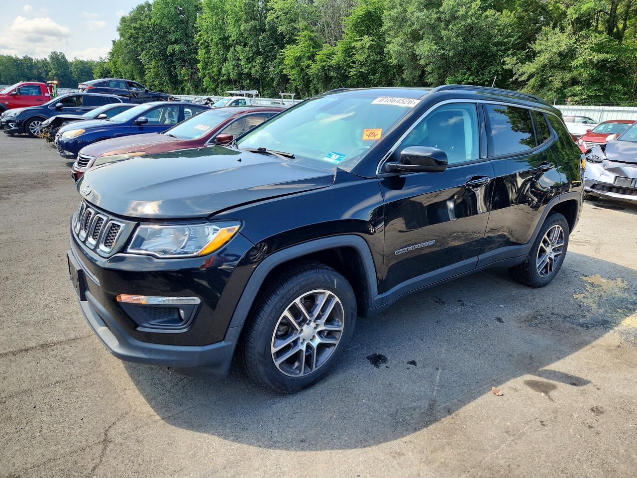 2020 Jeep Compass Latitude, VIN 3C4NJDBB4LT153867 — Front end