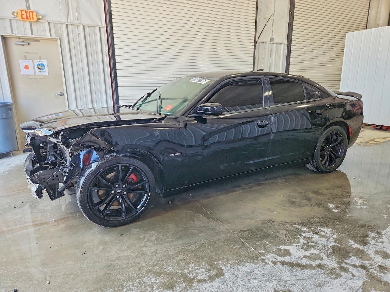 2017 Dodge Charger R/T, VIN 2C3CDXCT2HH511169 — Перед
