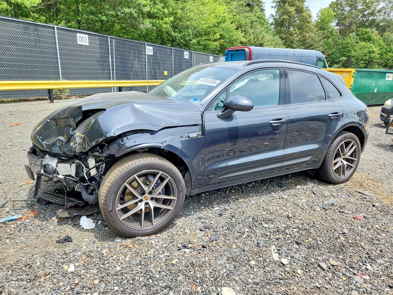 2024 Porsche Macan, VIN WP1AA2A57RLB21240 — Перед