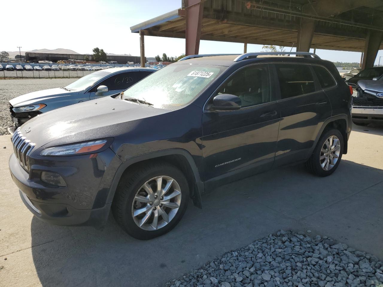 2015 Jeep Cherokee Limited, VIN 1C4PJLDS4FW516747 — Механическое