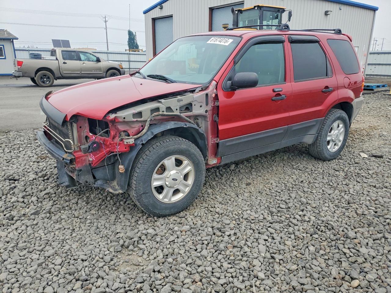 2004 Ford Escape XLT, VIN 1FMCU93104KB53154 — Перед