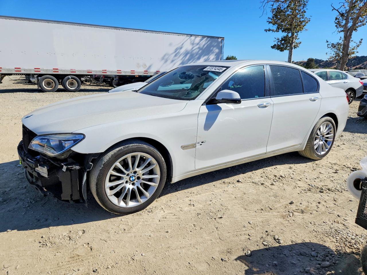 2015 BMW 7 Series 740i, VIN WBAYA6C5XFD826959 — Front end