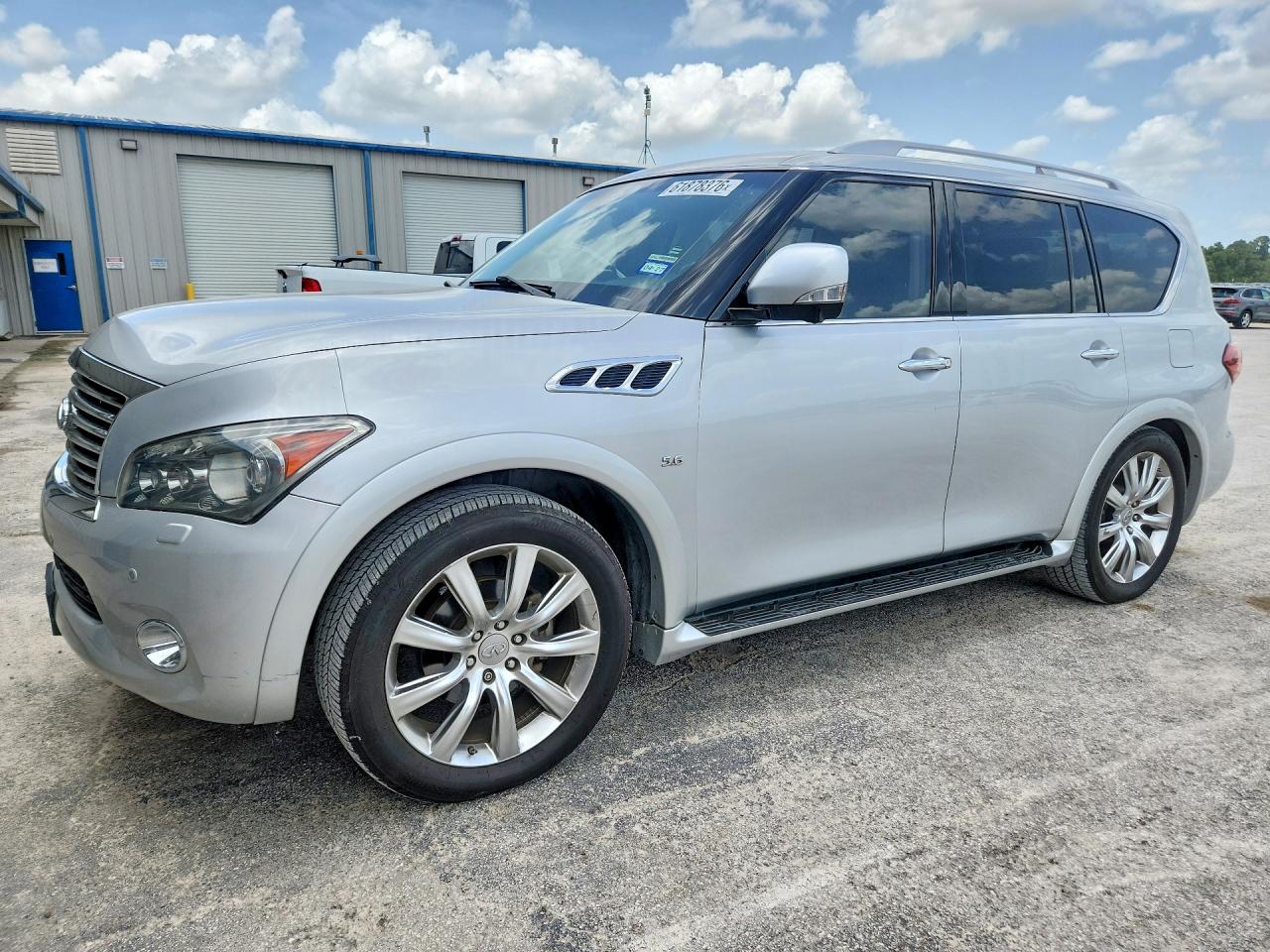 2014 Infiniti QX80, VIN JN8AZ2NF6E9554542 — Minor dents and scratches