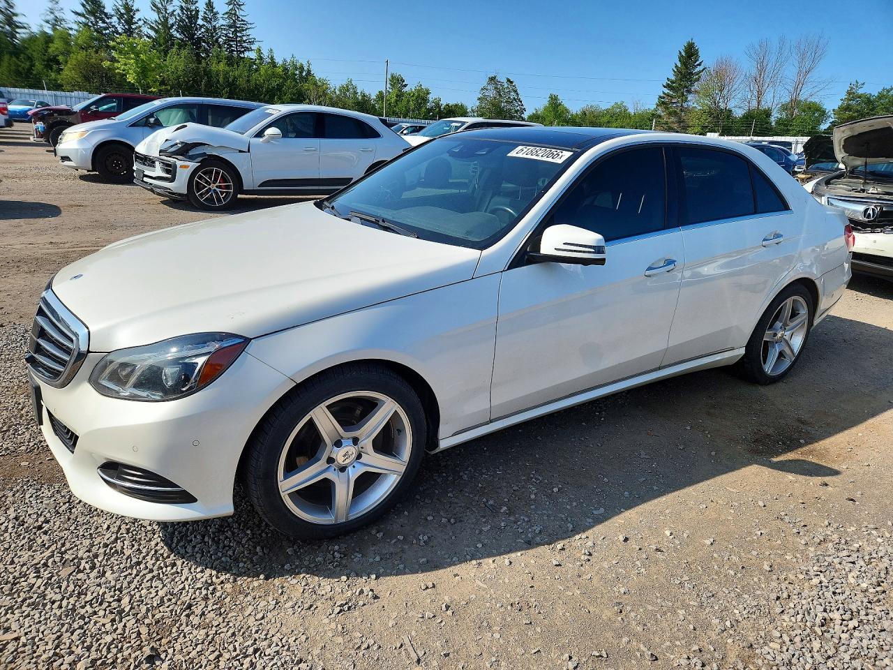 2014 Mercedes-Benz E 350 Sport, VIN WDDHF8JB5EA993096 — Пожар в моторном отсеке