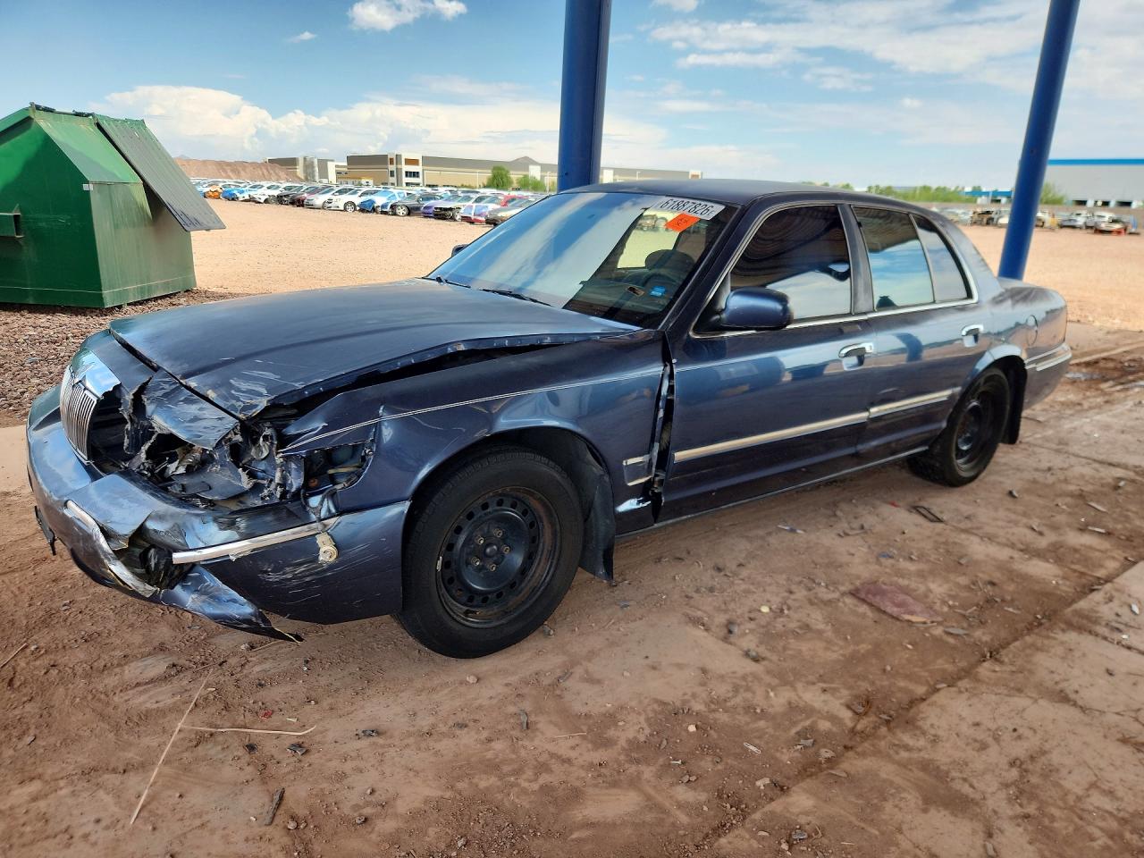 1998 Mercury Grand Marquis GS, VIN 2MEFM74WXWX605223 — Front end