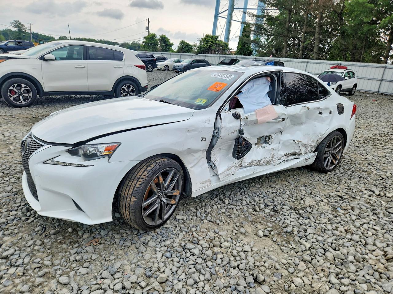 2015 Lexus IS 250, VIN JTHBF1D28F5066038 — Side
