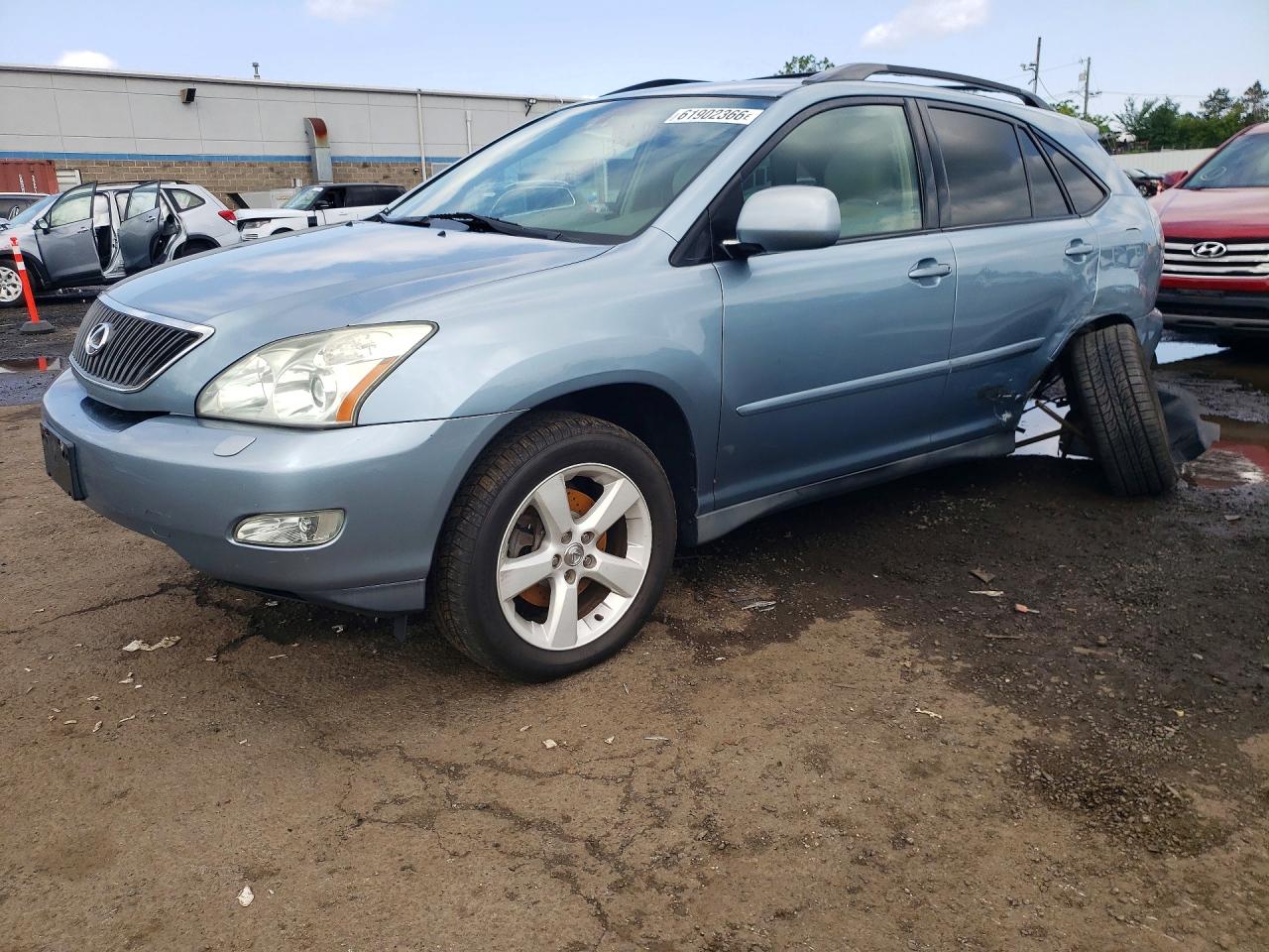 2004 Lexus RX 330, VIN 2T2HA31U54C028452 — Undercarriage