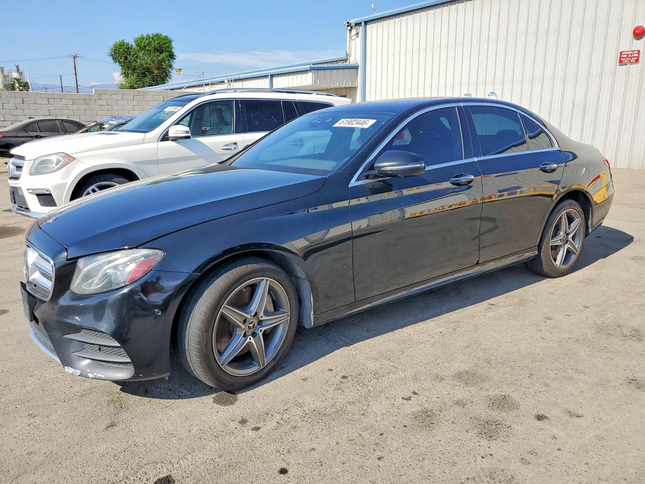 2019 Mercedes-Benz E 450, VIN WDDZF6JB3KA520284 — Minor dents and scratches