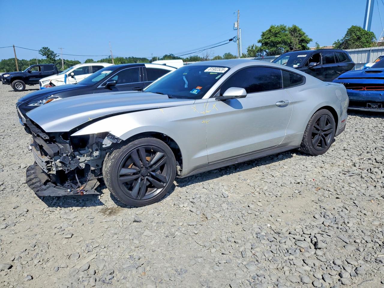 2016 Ford Mustang EcoBoost Premium, VIN 1FA6P8TH6G5301154 — Front end