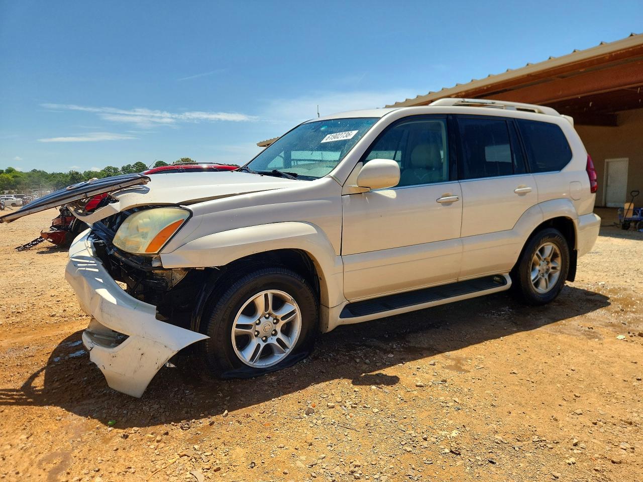 2003 Lexus GX 470, VIN JTJBT20XX30006883 — Front end