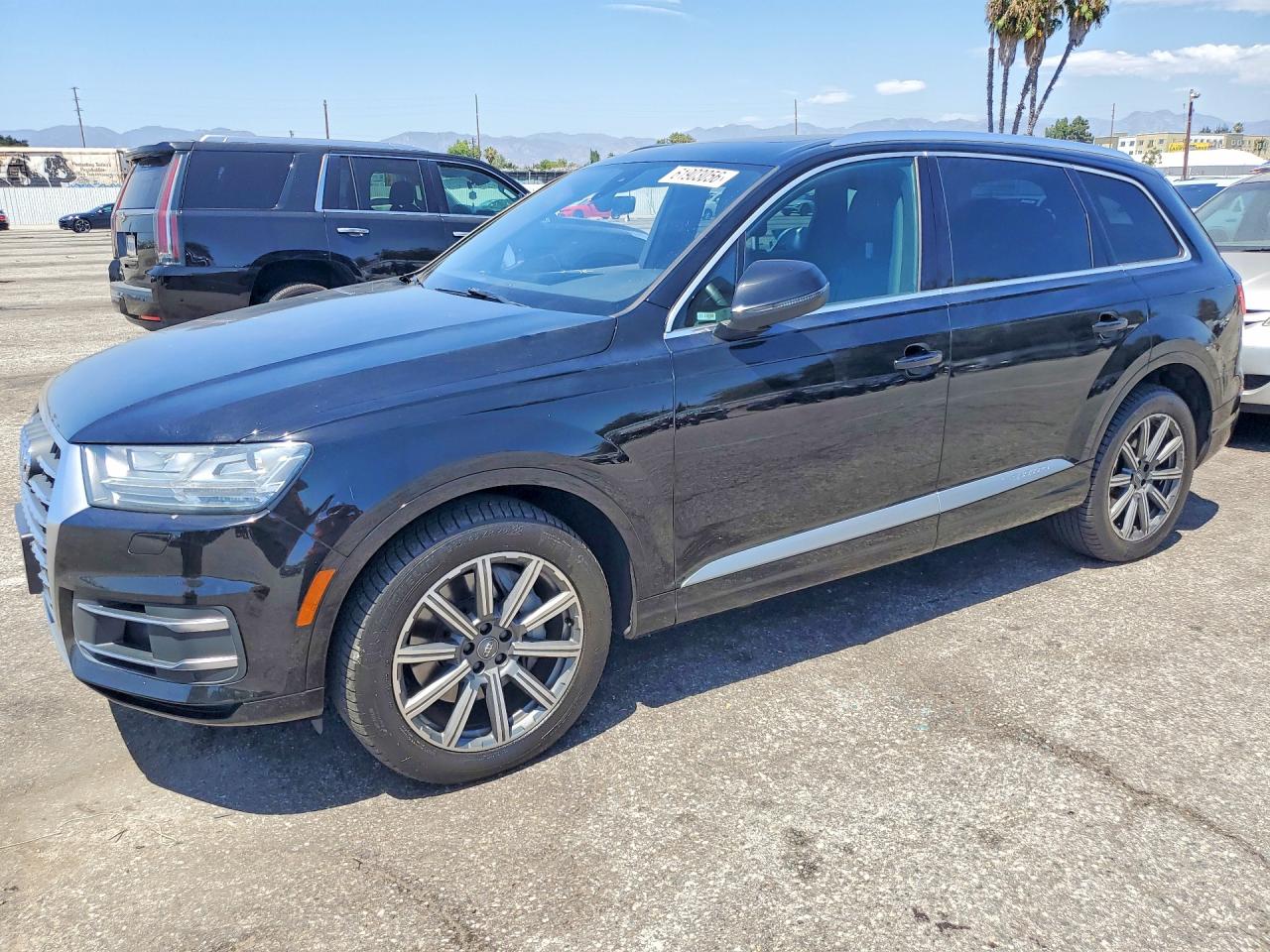2018 Audi Q7 Premium Plus, VIN WA1LAAF79JD020952 — Vandalism