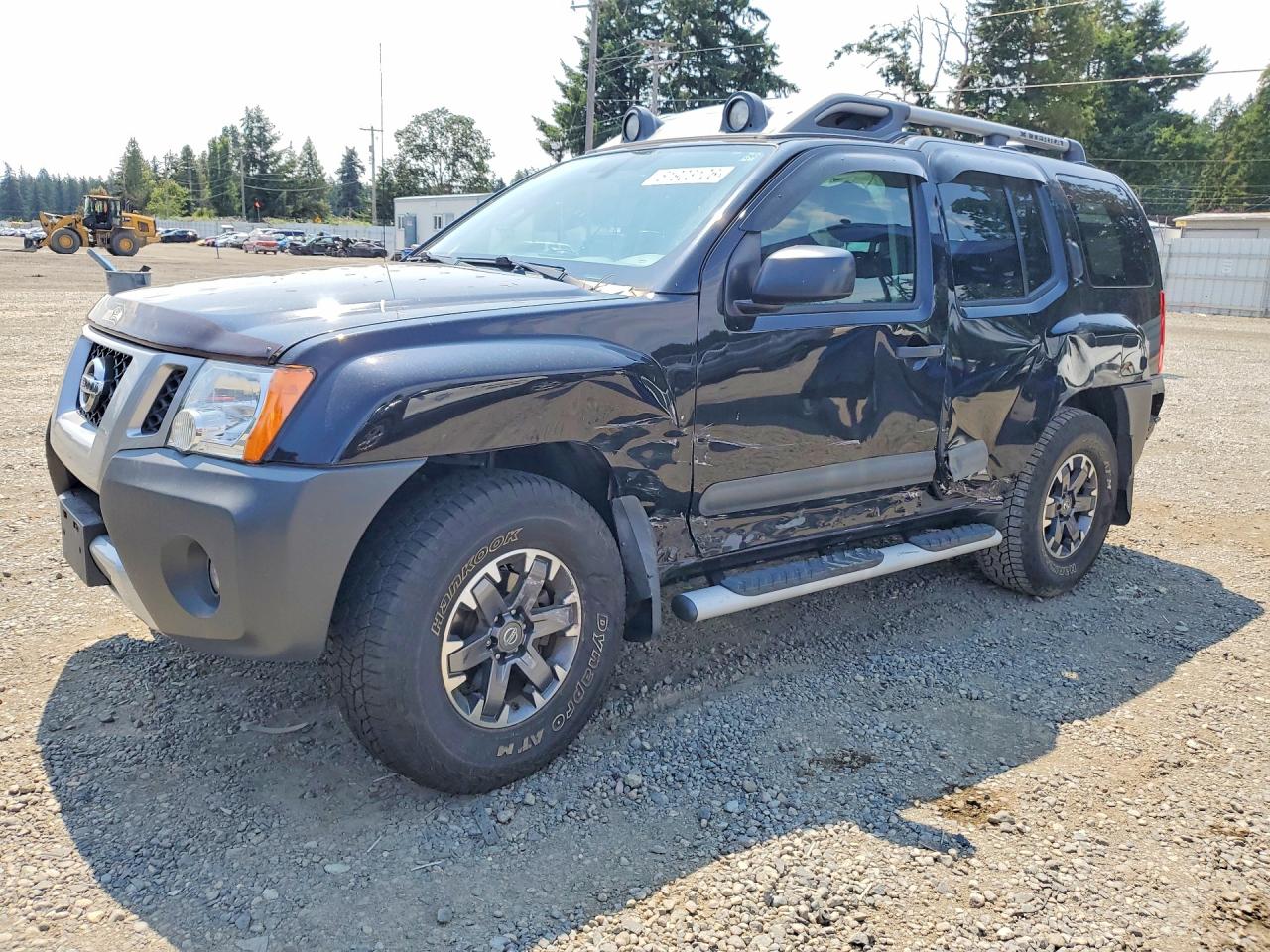 2015 Nissan Xterra Pro-4X, VIN 5N1AN0NW4FN664795 — Front end