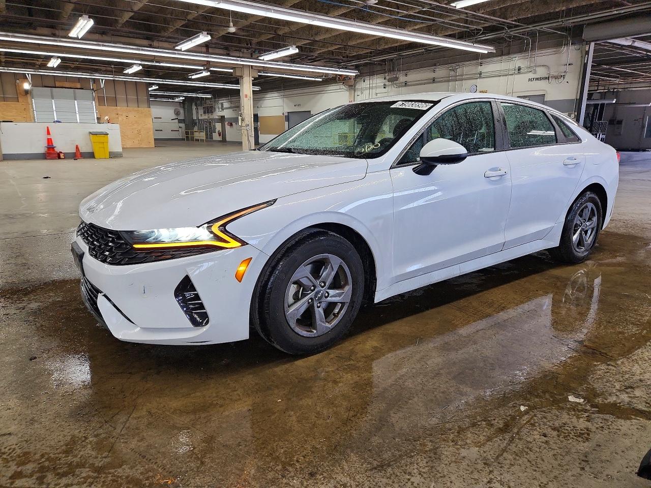 2023 Kia K5 LXS, VIN 5XXG14J28PG196720 — Front end