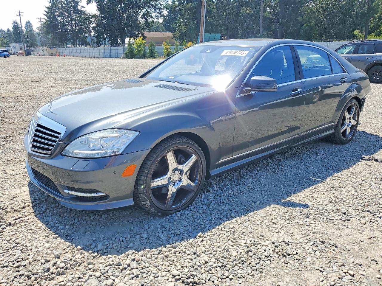 2010 Mercedes-Benz S 550, VIN WDDNG7BB7AA316358 — Rear end