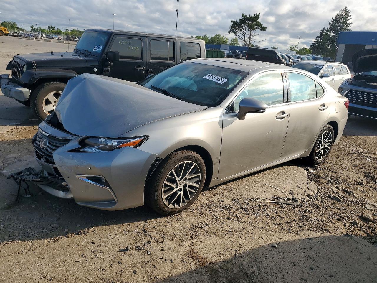 2017 Lexus ES 350, VIN 58ABK1GG6HU050602 — Front end