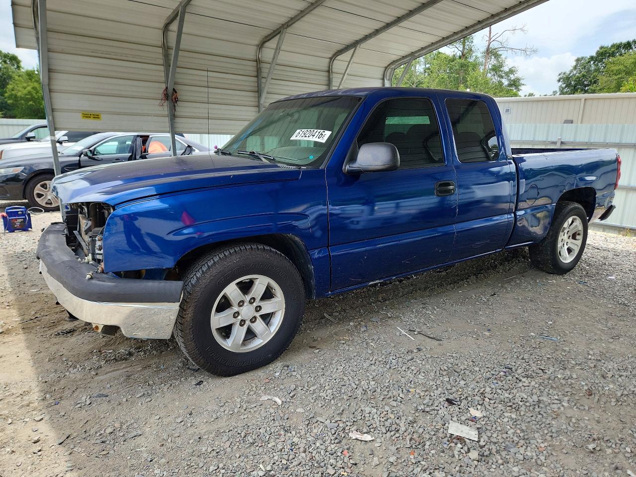 2003 Chevrolet Silverado 1500 LS, VIN 2GCEC19V631251857 — Front end