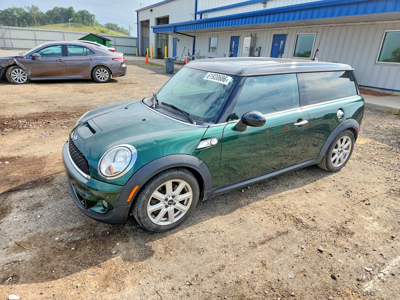 2014 MINI Clubman S, VIN WMWZG3C54ETY33458 — Rear end