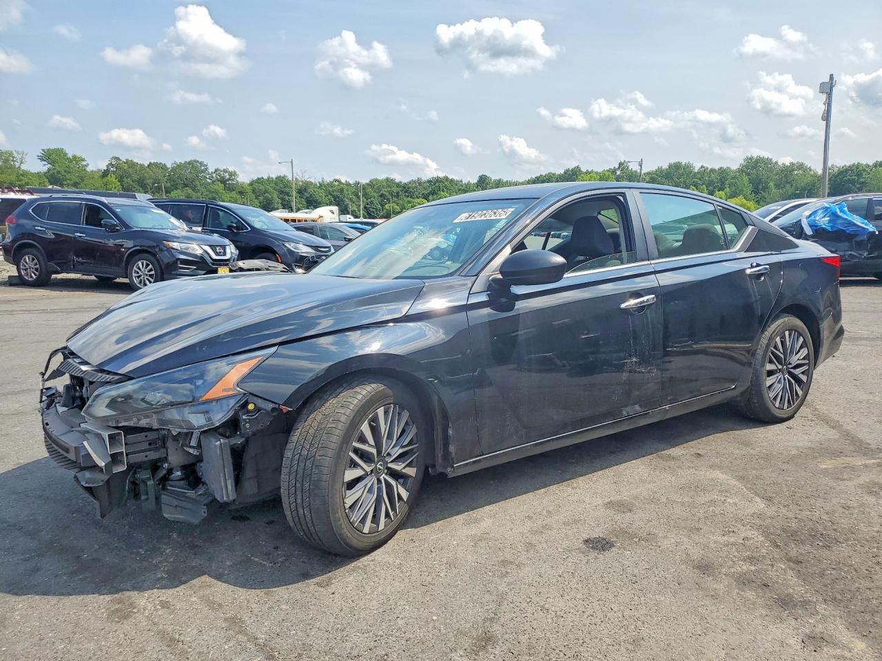 2024 Nissan Altima SV, VIN 1N4BL4DV1RN341717 — Front end