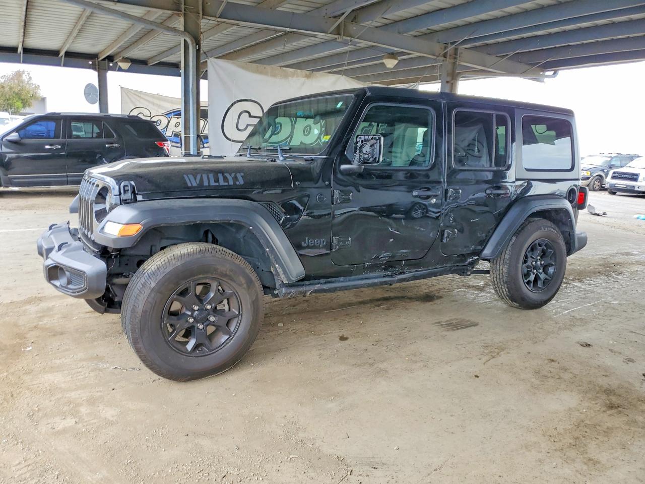 2022 Jeep Wrangler Unlimited Sport Altitude, VIN 1C4HJXDGXNW144756 — Side