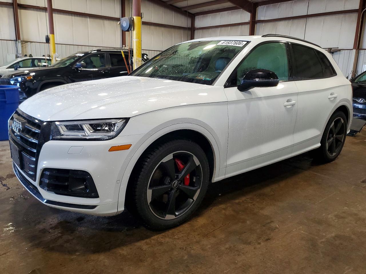 2019 Audi SQ5 Prestige, VIN WA1C4AFY7K2126488 — Undercarriage