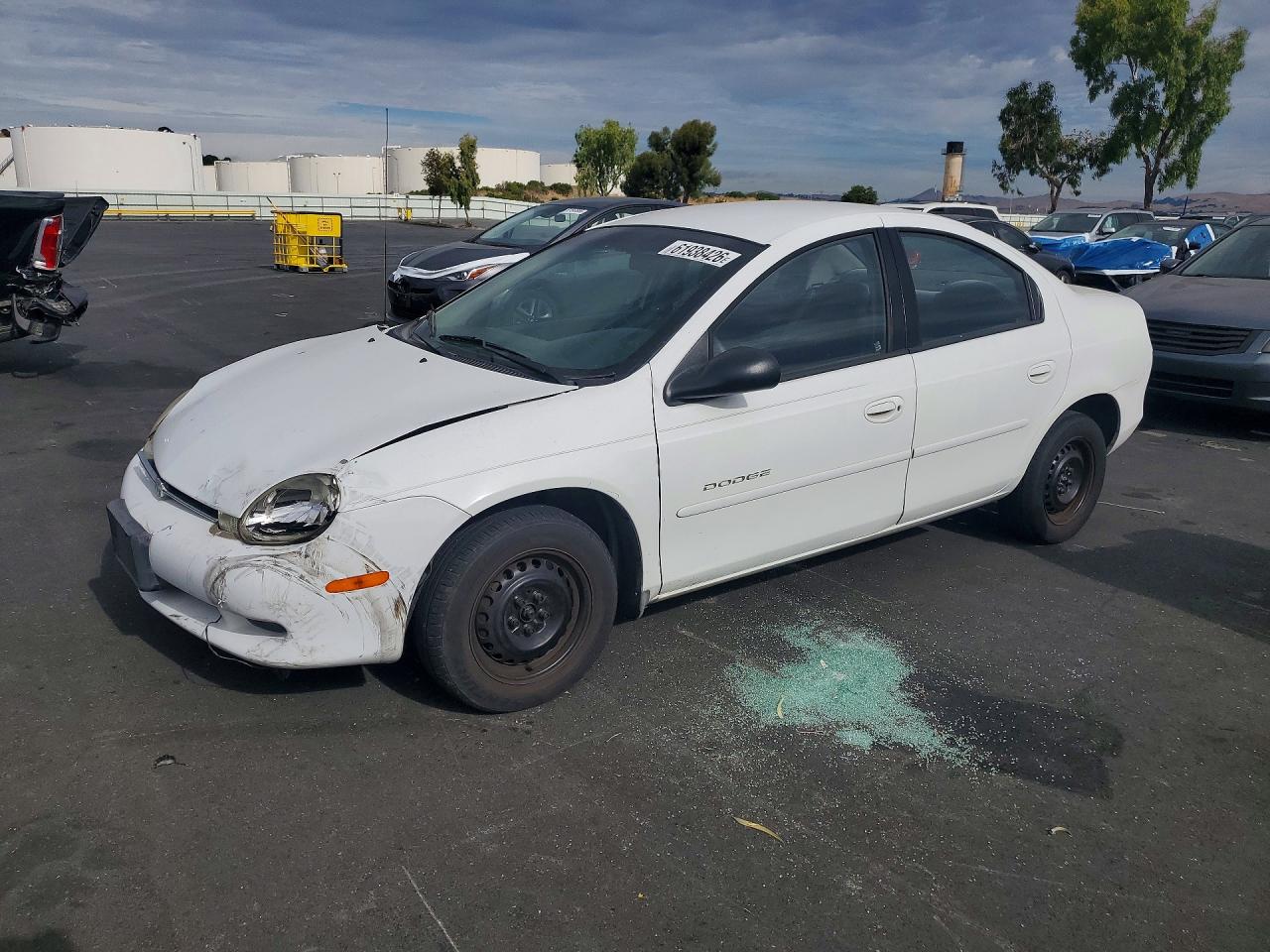 2000 Dodge Neon Highline, VIN 1B3ES46C0YD697961 — Front end