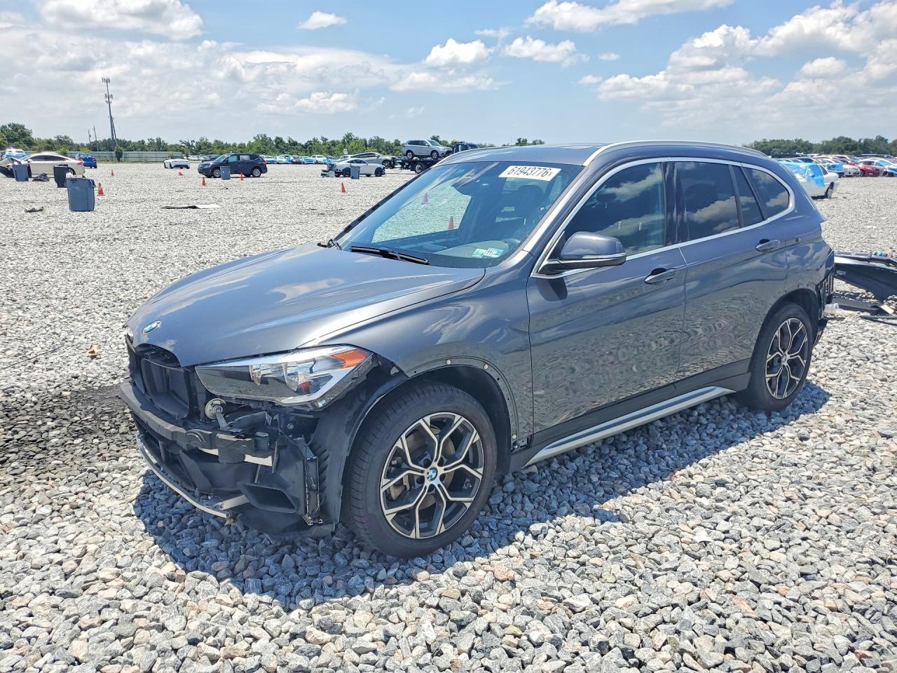 2020 BMW X1 sDrive28i, VIN WBXJG7C02L5P23802 — Front end
