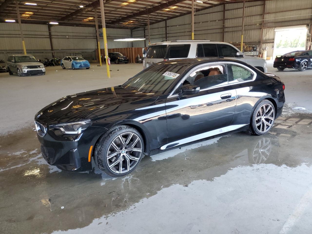 2022 BMW 2 Series 230i, VIN 3MW23CM0XN8C39688 — Side