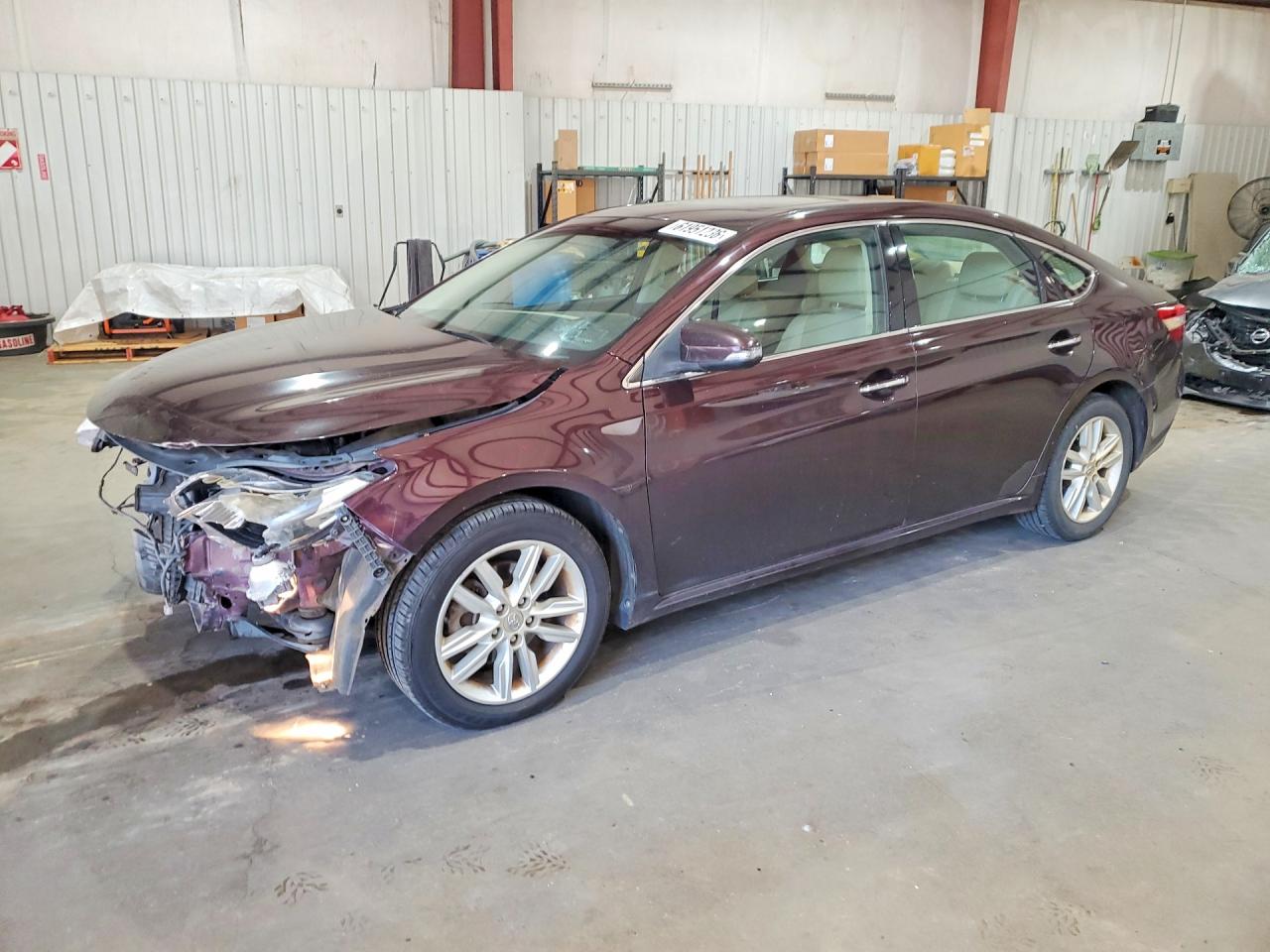 2014 Toyota Avalon XLE Premium, VIN 4T1BK1EB9EU085273 — Front end