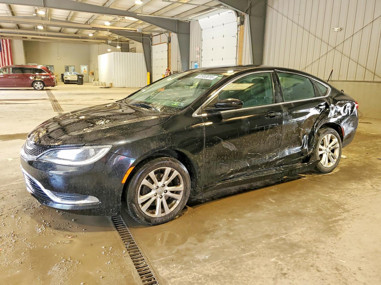 2015 Chrysler 200 Limited, VIN 1C3CCCABXFN733274 — Rear end