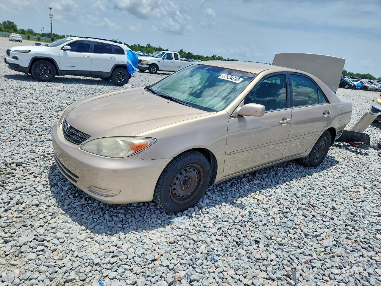 2002 Toyota Camry LE, VIN 4T1BE32K02U114565 — Rear end