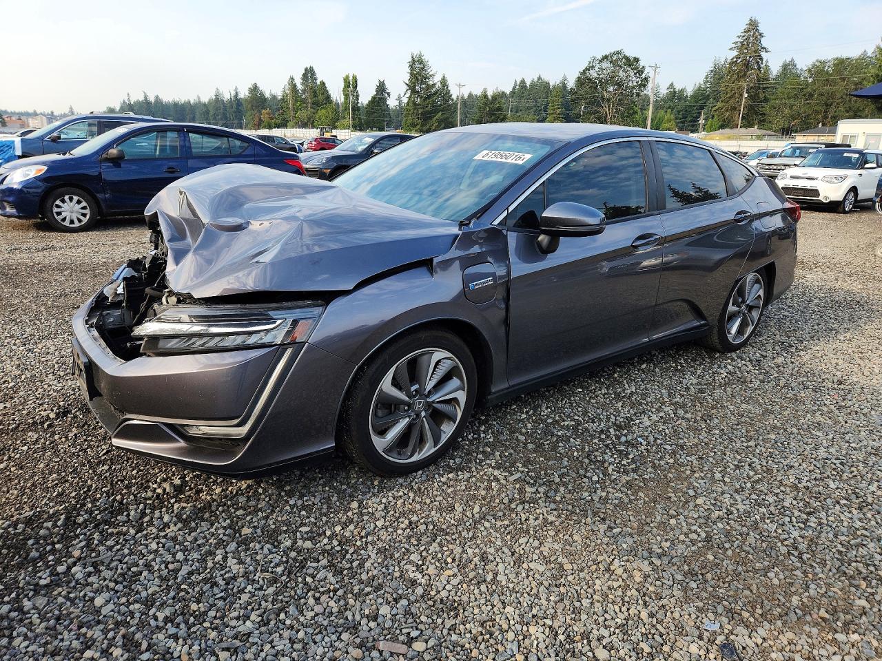 2018 Honda Clarity Touring, VIN JHMZC5F30JC017862 — Front end