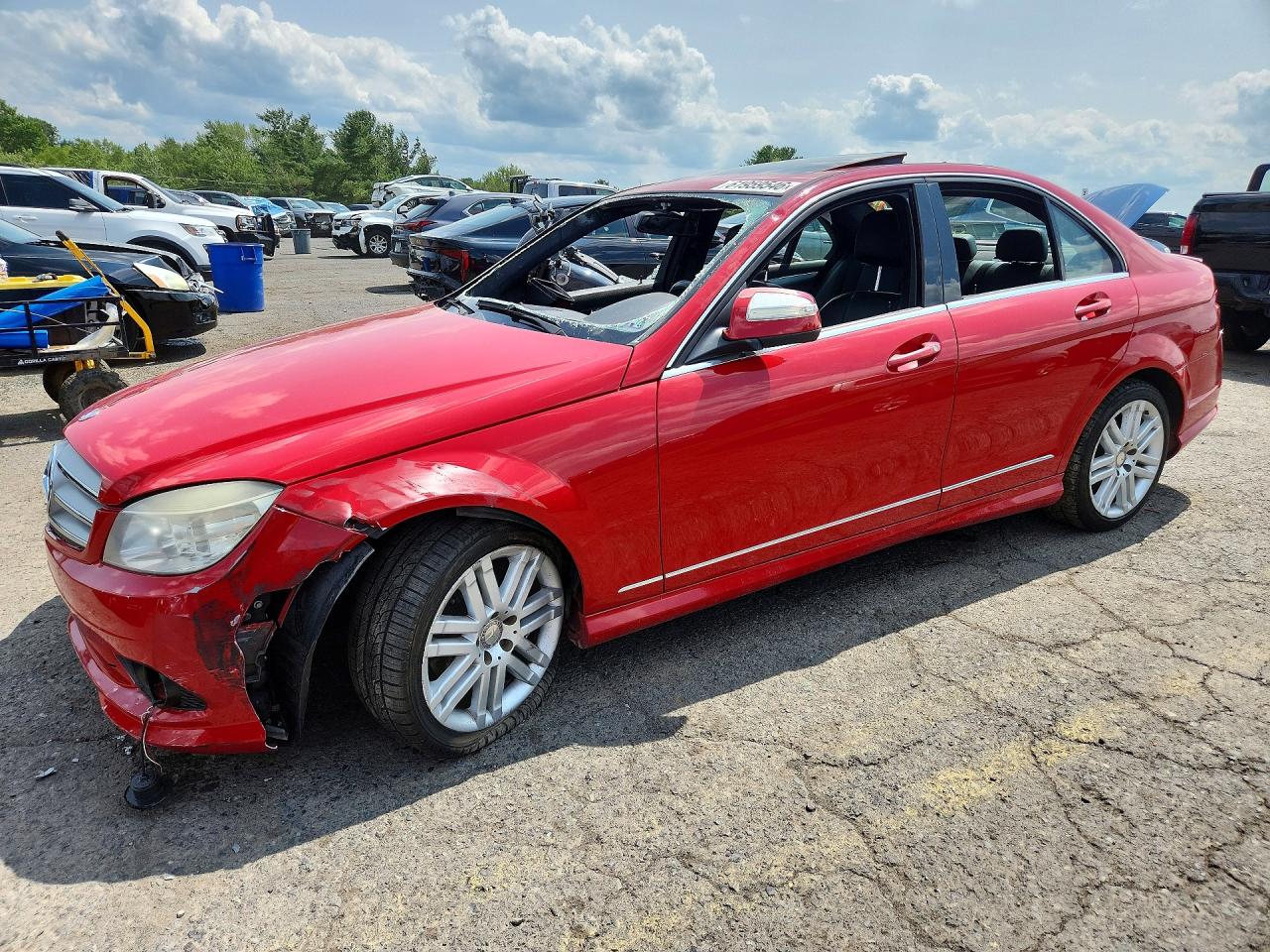 2009 Mercedes-Benz C 300 Sport, VIN WDDGF81XX9F267282 — Side